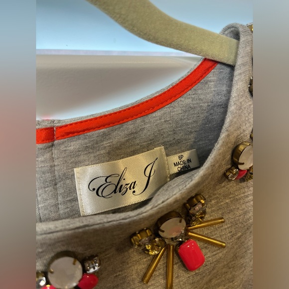 Eliza J Women’s Classic Shift Dress - Picture 6 of 8